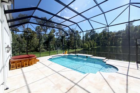 Pool enclosure painting