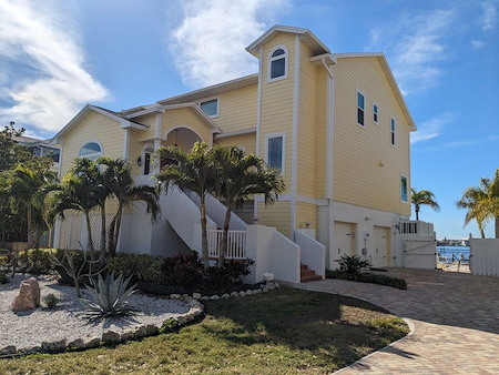 How to choose exterior paint colors that last in florida sun